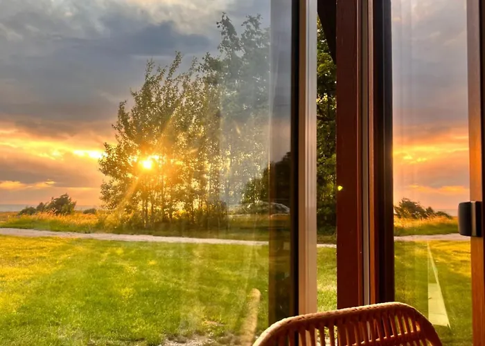 Saaremaa Majake Mere Aeaeres *